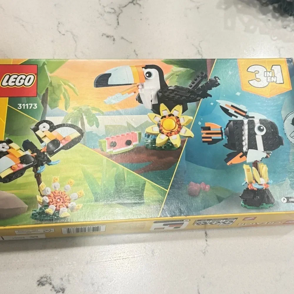 LEGO Creator Bird Toy 3-in-1 Tropical Toucan 31173 Building Kit (225 Pieces)